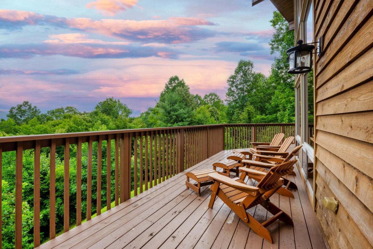 --Mountain Chalet Getaway With Breathtaking View Next To Tail Of Dragon-- ロビンズビル エクステリア 写真
