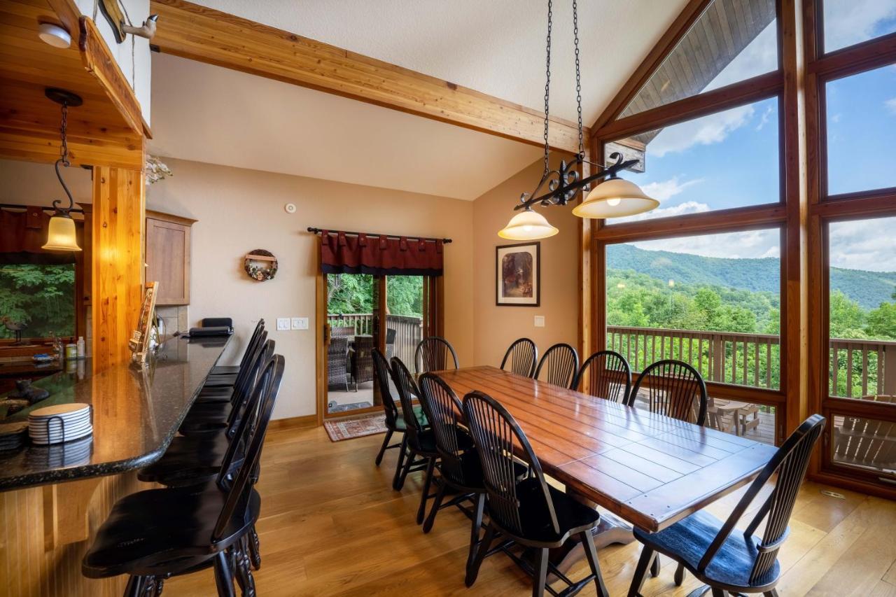 --Mountain Chalet Getaway With Breathtaking View Next To Tail Of Dragon-- ロビンズビル エクステリア 写真